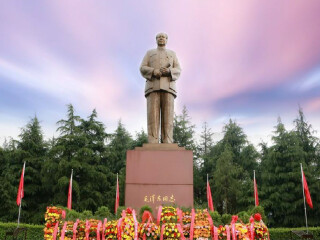 湖南張家界旅游要多少錢跟團(tuán)_湖南張家界八月份旅游_湖南張家界半自由行