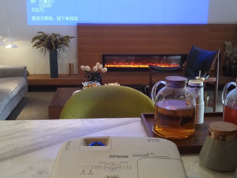 hotelPic