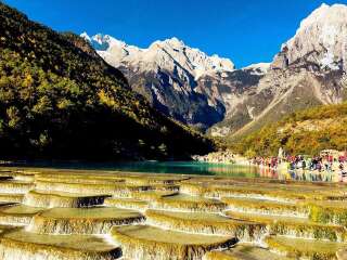 云南香格里拉游跟團(tuán)多少錢_云南香格里拉旅游價(jià)格_2021去云南香格里拉跟團(tuán)多少錢