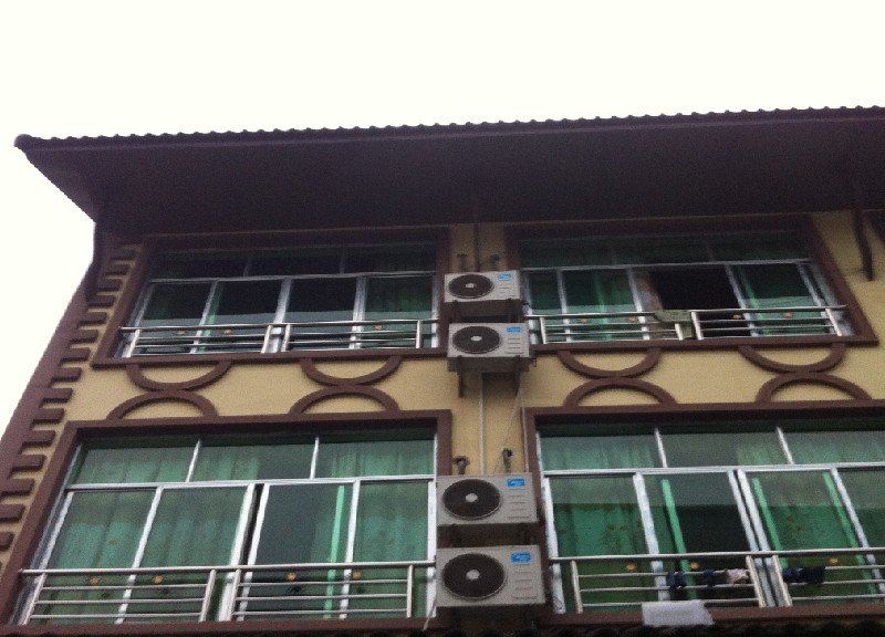 大邑一凡酒店(原休闲阁)