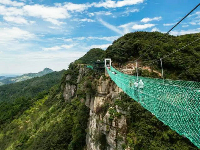 <重庆万盛-梦幻奥陶纪主题公园-天空悬廊1日游