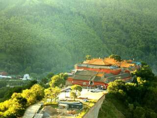 五臺山旅游花多少錢_五臺山游跟團(tuán)多少錢_以往國慶五臺山游價格