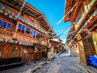 去香格里拉旅游跟团去_旅游团香格里拉游_香格里拉旅游多少钱