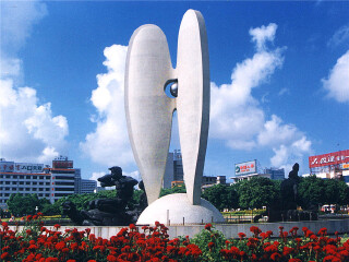 越南下龍灣八月份旅游_越南下龍灣旅游一次多少錢_組團去越南下龍灣
