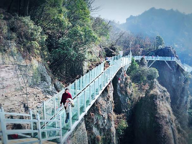 天河漂流九华圣地九子岩马仁奇峰玻璃栈道/玻璃桥宿商务酒店占床含早