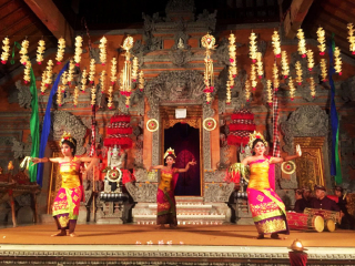 巴厘島游花多少錢(qián)_巴厘島旅游花多少錢(qián)_香港旅游團(tuán)巴厘島
