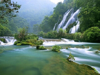 貴州自由行還是跟團(tuán)好_去貴州旅游要多少錢_報(bào)團(tuán)去貴州多少錢