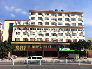 海南三亞2人旅游需要多少錢_海南三亞旅游大約多少錢_海南三亞組團旅游