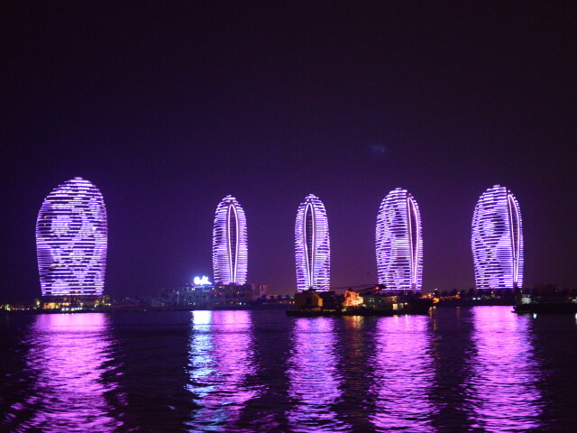 三亚湾夜景