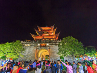 丽江旅游高端_丽江不跟团旅游_丽江十日游多少钱报团