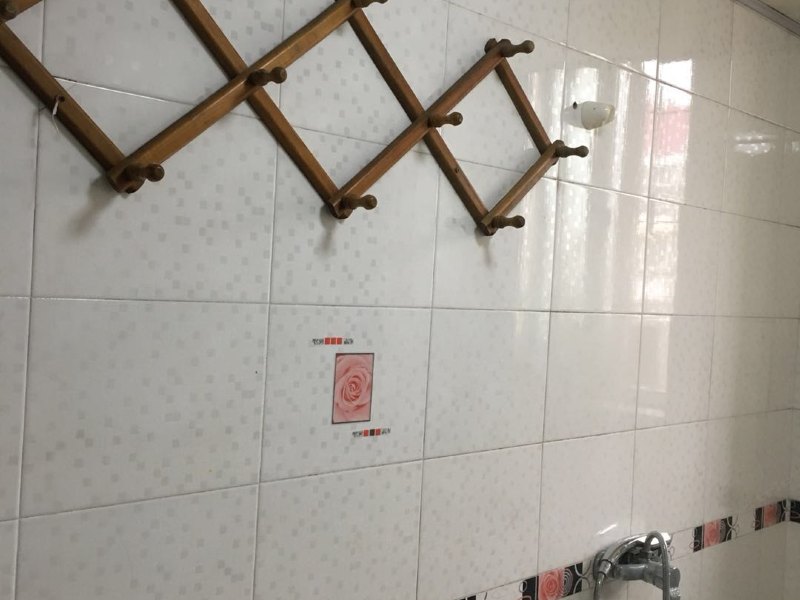 hotelPic