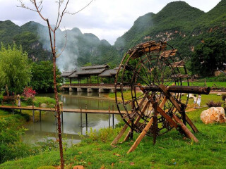 罗平油菜花旅游人次_多少钱罗平油菜花旅游_罗平油菜花著名旅游