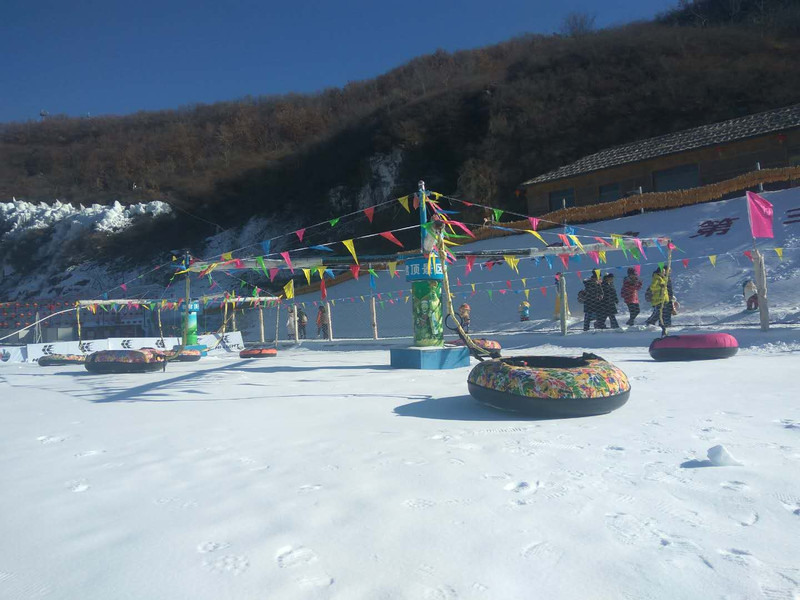 秦皇岛冬季游玩之老君顶冰雪嘉年华