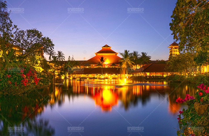 巴厘岛--名副其实的蜜月和渡假圣地。