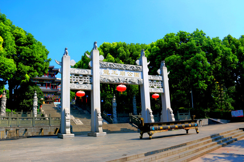 纵览两江四岸的黄金旅游圈武汉龙王庙公园