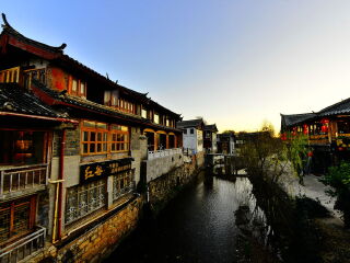 去云南麗江報(bào)團(tuán)多少錢_云南麗江旅游報(bào)團(tuán)價(jià)格_云南麗江高端品質(zhì)旅游團(tuán)