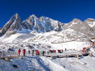 去云南麗江報(bào)團(tuán)多少錢_云南麗江旅游報(bào)團(tuán)價(jià)格_云南麗江高端品質(zhì)旅游團(tuán)