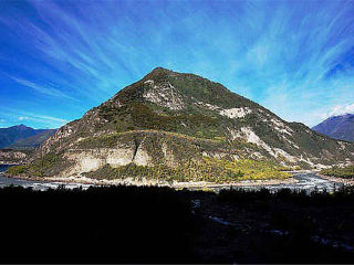 組團(tuán)去西藏_到西藏旅游多少錢_西藏報(bào)團(tuán)旅游多少錢