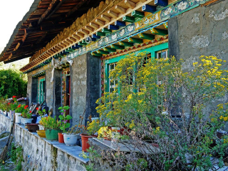 組團(tuán)去西藏_到西藏旅游多少錢_西藏報(bào)團(tuán)旅游多少錢