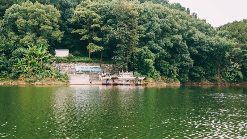 也隐藏着一个"千岛湖" 七仙湖水上度假风景区位于高县复兴镇境内,占地