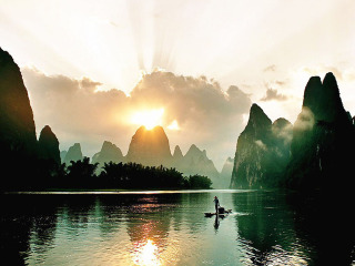 桂林陽朔旅行團_去桂林陽朔旅游怎么走_(dá)暑假桂林陽朔游價格