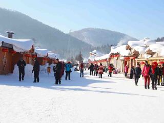 哈尔滨旅游团报价十一天_哈尔滨旅游多少_六月到哈尔滨旅游