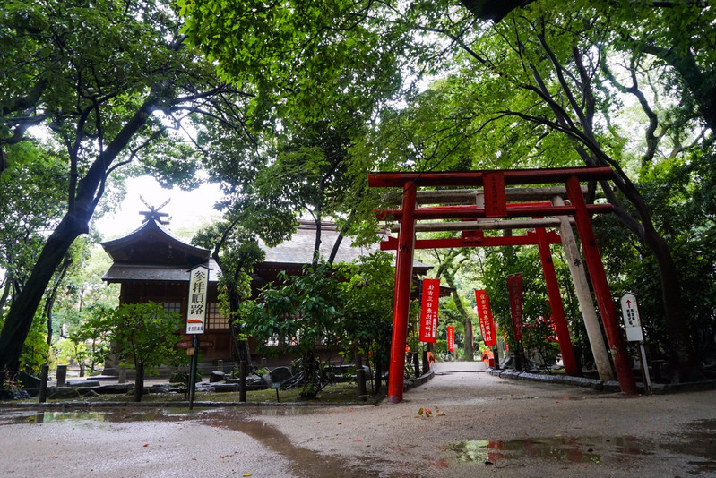 住吉大社                      既然来到了福冈,当然要去拜一下全