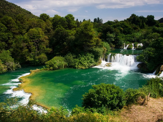 http:\/\/www.tuniu.com\/tour\/210255284