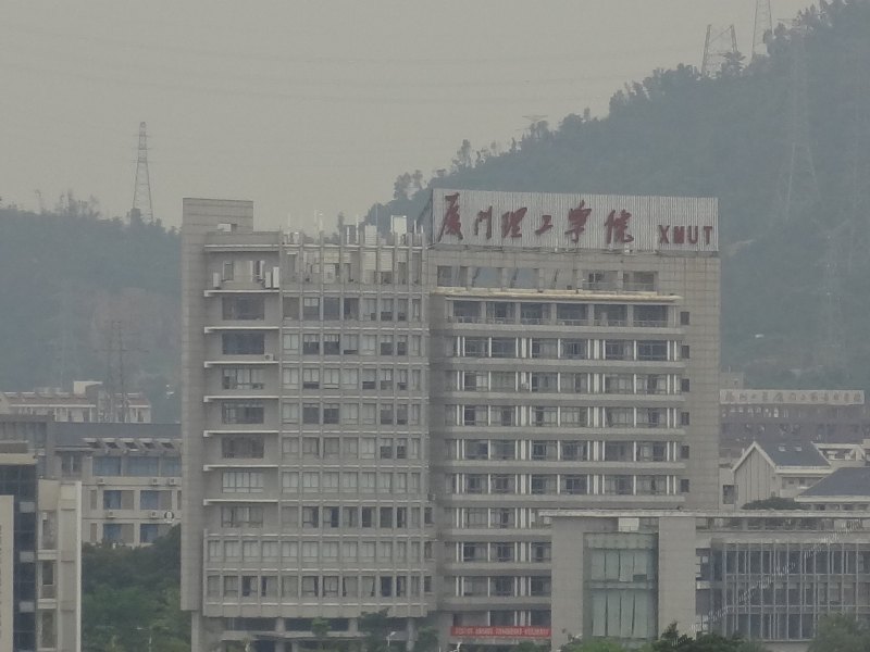 hotelPic