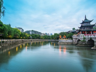 貴州游花多少錢_貴州游跟團多少錢2021_2021去貴州跟團多少錢