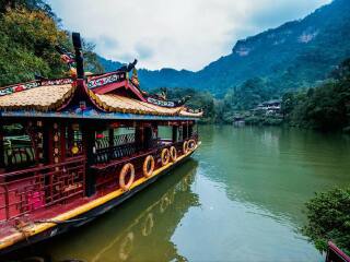 成都旅游跟團多少錢_8月成都旅游_怎么去成都旅游