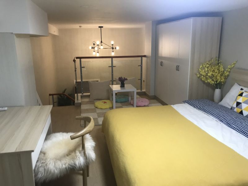 杭州星宿小哥哥公寓(东宁路分店)