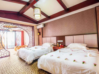 云南麗江旅游一次多少錢_去云南麗江旅游怎么走_云南麗江游花多少錢