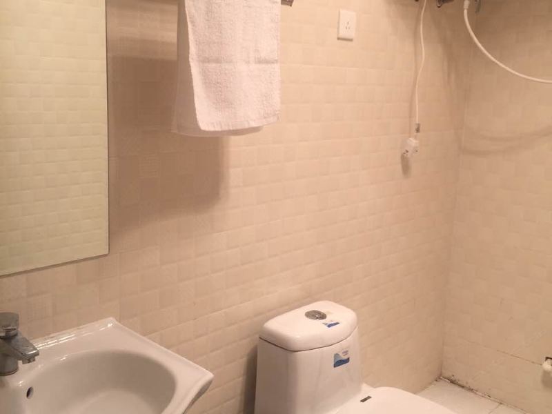 hotelPic
