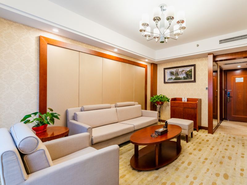 hotelPic
