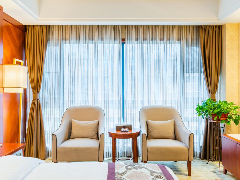 hotelPic