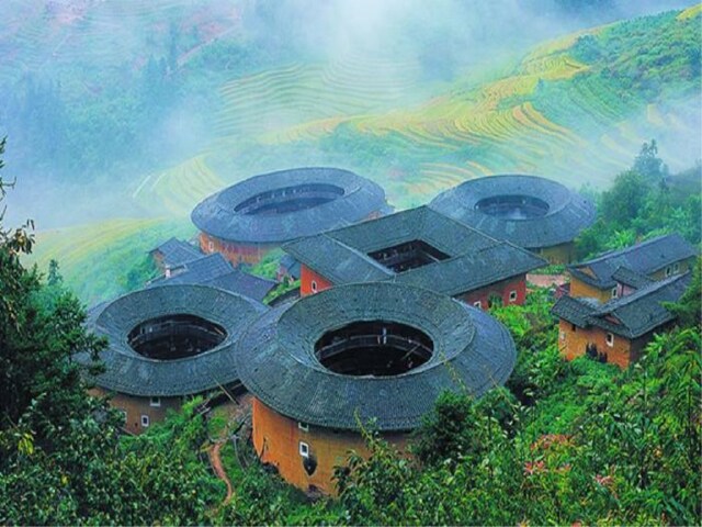 厦门鼓浪屿-南靖田螺坑土楼-土楼双动4日游0购物,全程舒适酒店,漫步