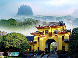 桂林跟團(tuán)還是自由行_到桂林旅游_春節(jié)桂林旅游團(tuán)報價