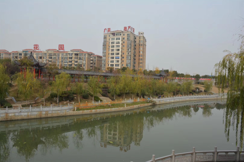 河南南阳滨河沿岸公园