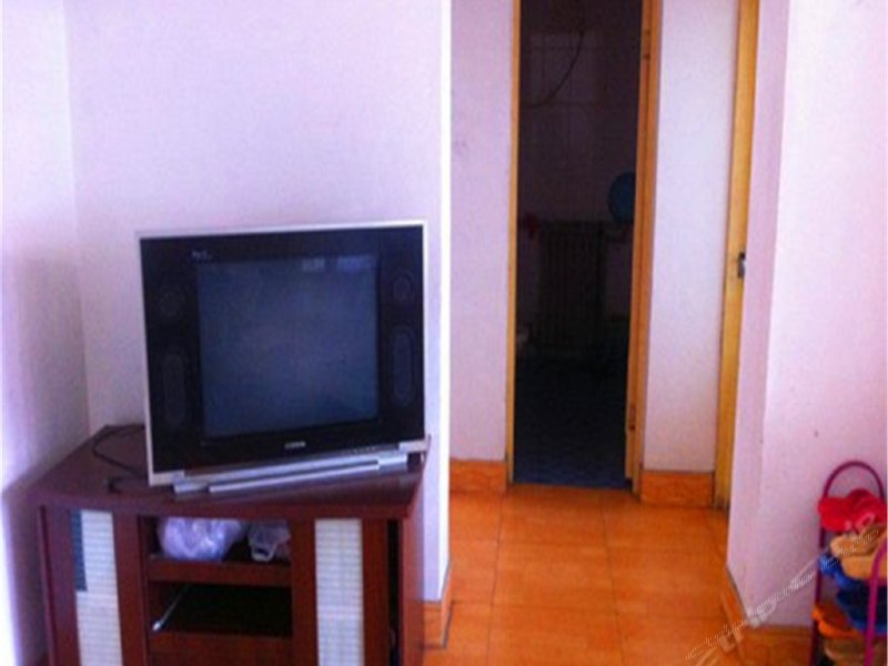 hotelPic