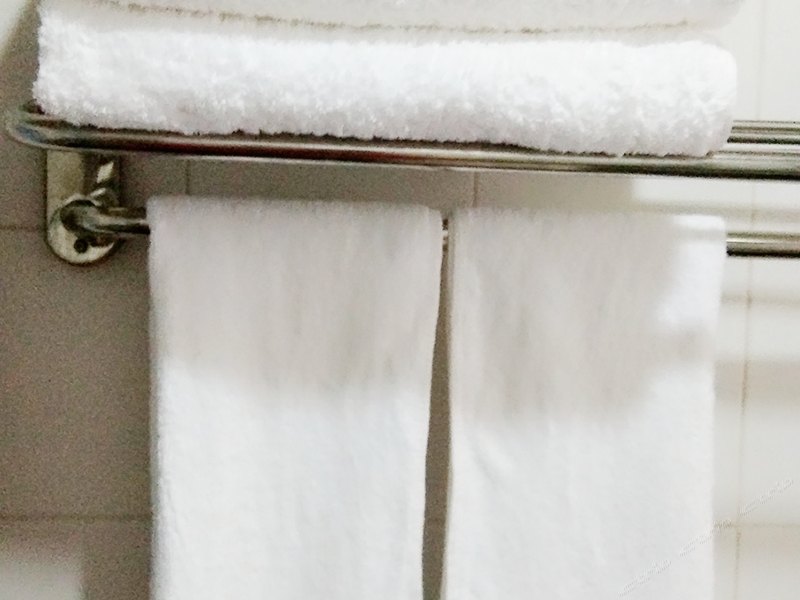hotelPic