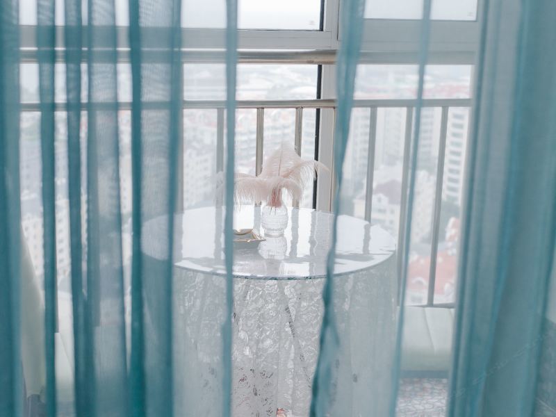 hotelPic