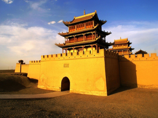 新疆旅游花費(fèi)一般多少_新疆旅游報(bào)團(tuán)價(jià)格_去新疆旅游要多少錢