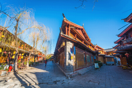 <昆明+大理+丽江双飞6日游>升级1晚温泉酒店、品当地特色餐、赠送丽水金沙表演、冰川大索道登玉龙雪山、洱海特色游船、吉普车游洱海