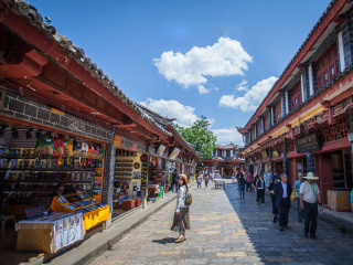 云南瀘沽湖旅游報價_以往國慶云南瀘沽湖游價格_云南瀘沽湖旅游花費一般多少