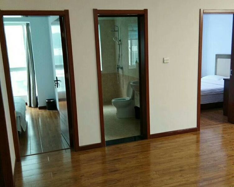 hotelPic