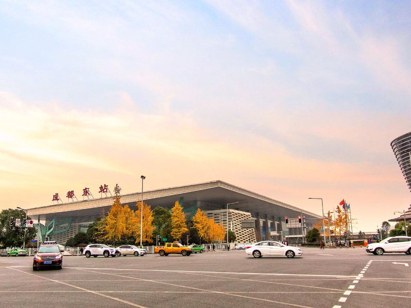 成都东站芳芳民宿(云顶山路分店)