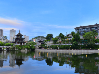 貴州旅行團旅游報價_跟團貴州游價格_貴州旅游跟團多少錢