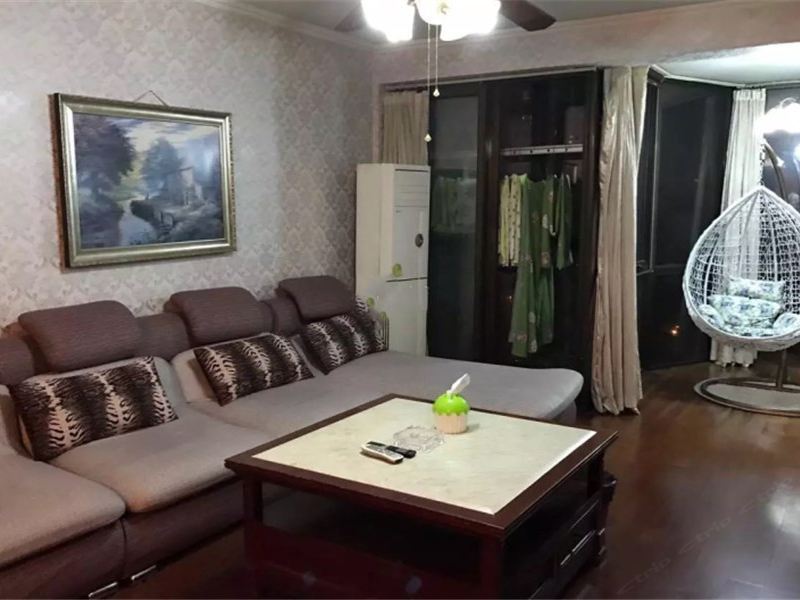 北京朝阳少寒小居普通公寓(西大望路分店)