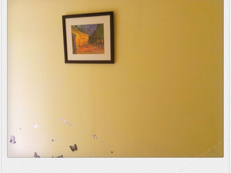 hotelPic